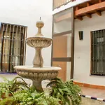 Calle Santa Marina 6